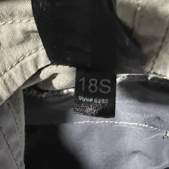 Kuhl Spire Women‎ Green Style 6285 Pockets Cargo Bermuda Hiking Shorts Sz 2 30” - Picture 5 of 10